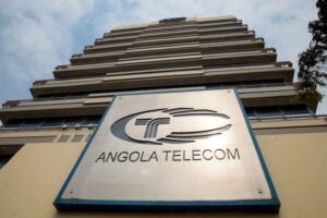 Read more about the article Trabalhadores da  Angola Telecom em greve por melhoria salarial