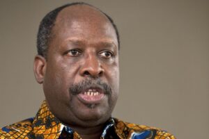 Read more about the article Ex-MNE moçambicano lembra Eduardo dos Santos com estadista “calmo e ponderado”