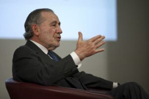 Read more about the article Eanes afirma que Angola “muito fica a dever” ao seu ex-presidente