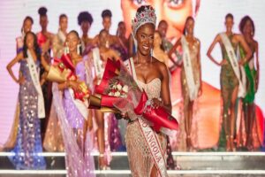 Read more about the article Swelia António eleita Miss Angola Universo 2022