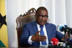 Read more about the article TC são-tomense autoriza presidente do parlamento a pagar multa de 15.000 euros em prestações