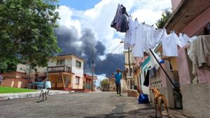 Read more about the article Incêndio em Cuba alastra a terceiro tanque de combustível
