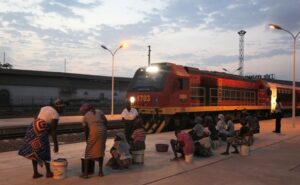 Read more about the article Associações ferroviárias angolana e portuguesa querem “impulsionar e conectar” linhas de Angola