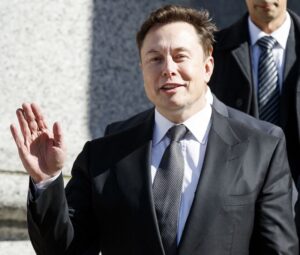 Read more about the article Elon Musk diz que apoiaria Ron DeSantis contra Trump nas primárias republicanas