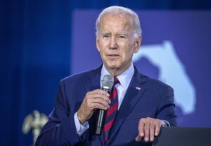 Read more about the article Biden diz não ter exigido que Netanyahu adiasse ofensiva terrestre a Gaza