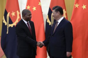 Read more about the article João Lourenço felicita Xi Jinping pela reeleição