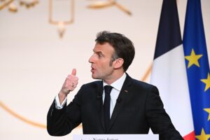 Read more about the article Presidente francês chega hoje à noite a Luanda e encontra-se na sexta-feira com homólogo angolano