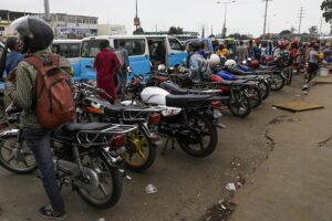 Read more about the article Associação contesta proibição à circulação de mototáxi nas principais vias de Luanda