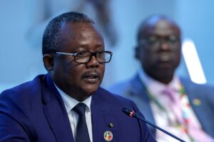 Read more about the article PR guineense exonera ministro das Obras Públicas sem anunciar motivos