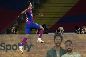 Read more about the article Barcelona goleia Valencia (5-0) e garante vaga na semifinal da Copa do Rei