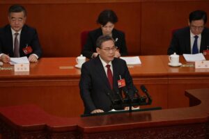 Read more about the article China define meta de crescimento económico para 2024 em cerca de 5%