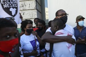 Read more about the article Relação de Lisboa anula condenação de Mamadou Ba e manda repetir julgamento