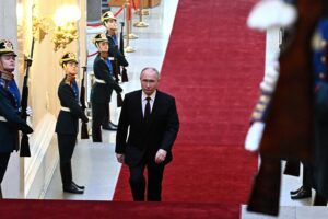 Read more about the article Vladimir Putin inicia quinto mandato como Presidente da Rússia