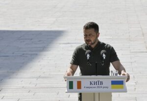 Read more about the article Zelensky exige “resultados visíveis” após grande remodelação do Governo
