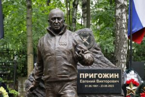 Read more about the article Estátua de ex-líder paramilitar russo inaugurada na RCA
