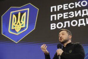 Read more about the article Volodymyr Zelensky elogia três anos de resistência da Ucrânia à invasão russa