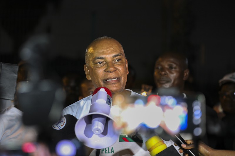 UNITA diz que suspensão de debate sobre pacote eleitoral aproxima Angola da "ditadura"