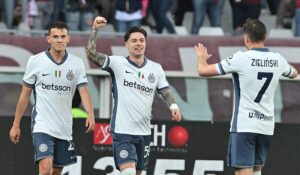 Read more about the article Líder Nápoles empate e fica com o ‘vice’ Inter Milão a um ponto