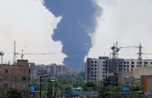 Read more about the article Escalada de tensão: Israel bombardeia instalações nucleares no Irão e Teerão responde com mísseis hipersónicos
