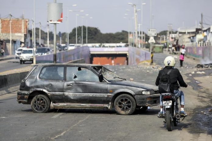 Mais de 100 detidos por atos de vandalismo durante paralisação de taxistas em Luanda