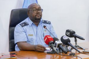 Read more about the article Polícia Nacional garante estabilidade da segurança pública e alerta contra notícias falsas