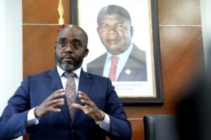 Read more about the article Banca deve transformar rentabilidade em alavanca para crescimento de Angola — Governo