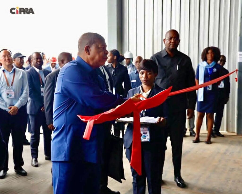 Presidente angolano inaugura fábrica de alumínio de investimento chinês de 212,9 ME