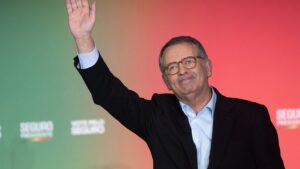 Read more about the article António José Seguro eleito Presidente da República de Portugal